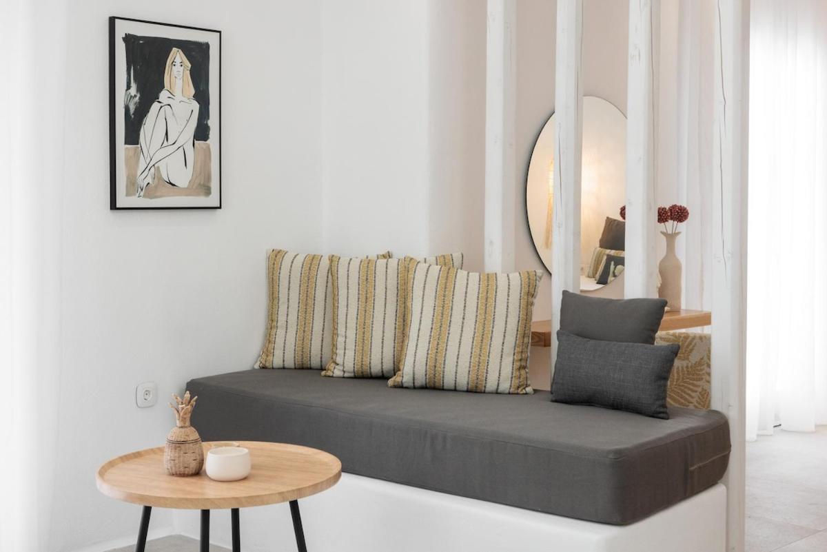 Caramelia Suite
