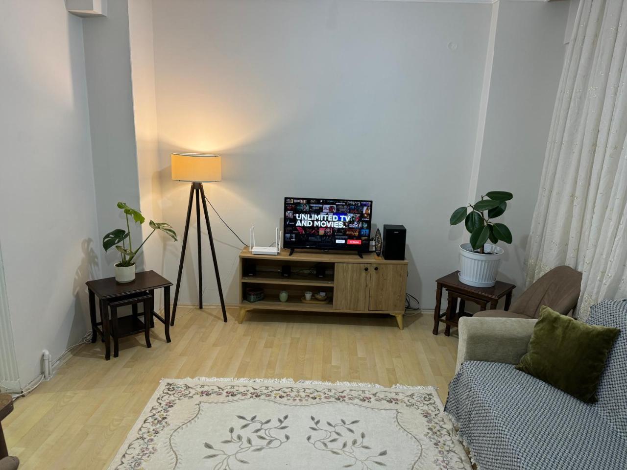 Great Location & Cozy House!