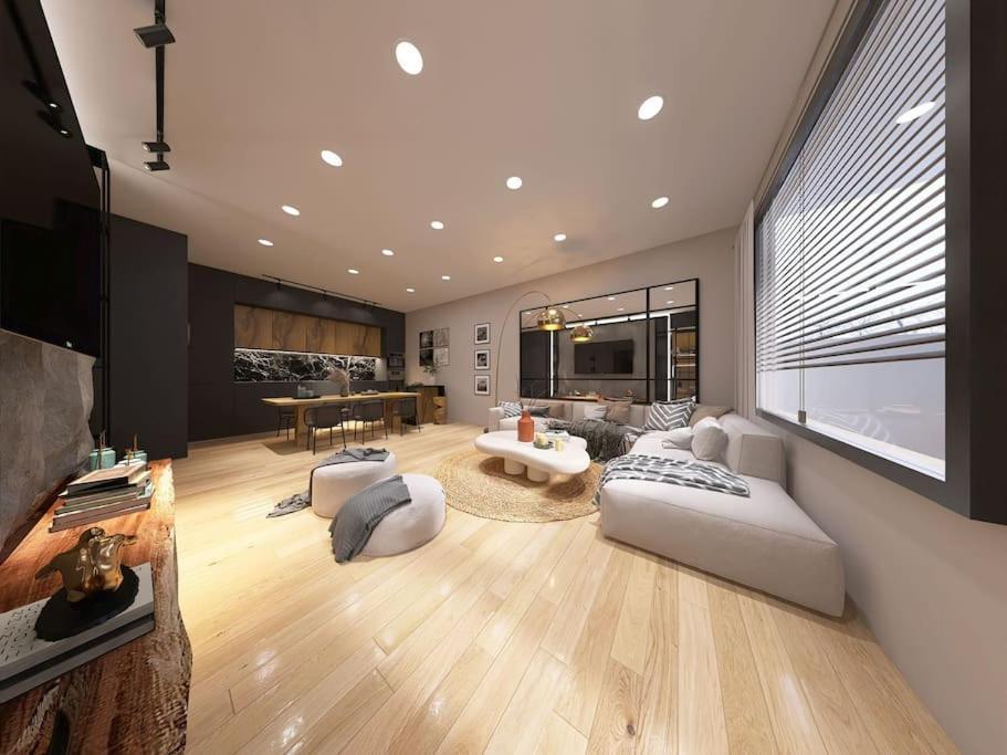 Ski-lift-access Brand New Design Apartment