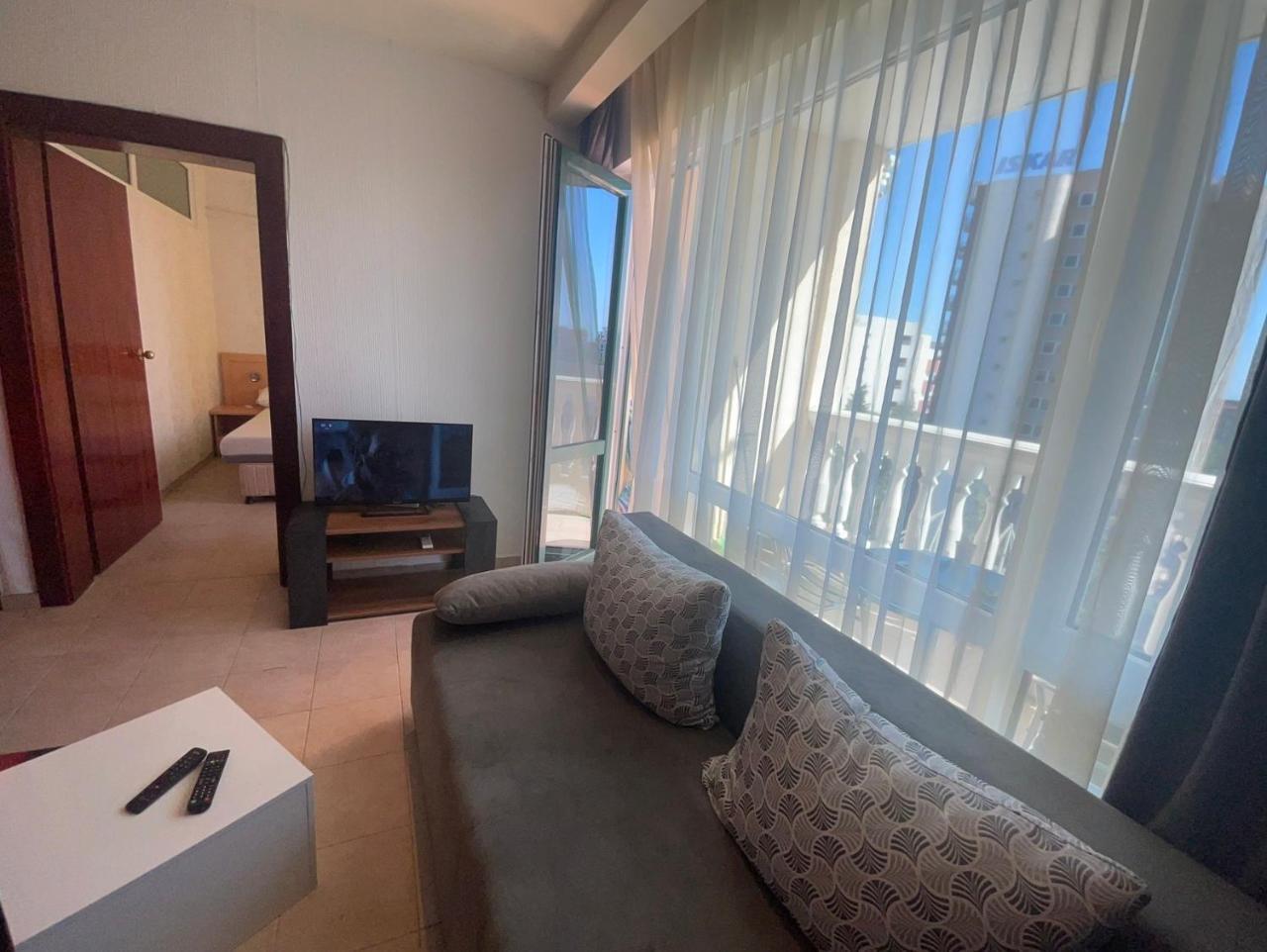 Miramar Apartment