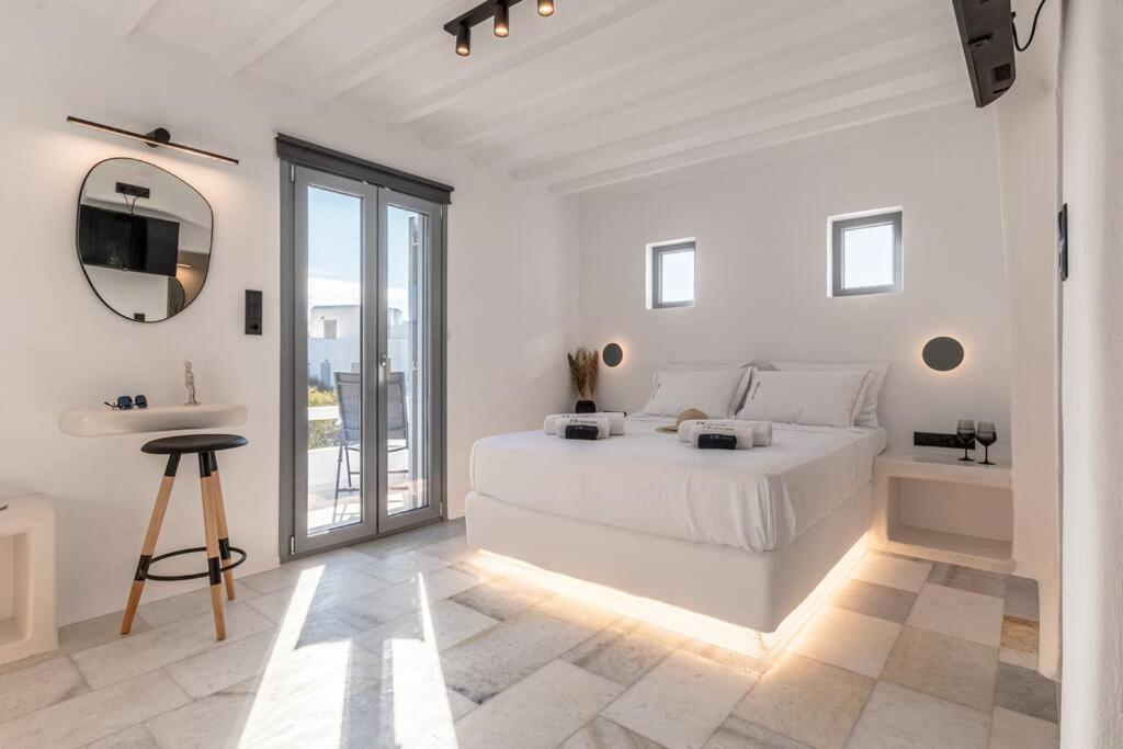 Fk Luxury Suites Orkos Beach