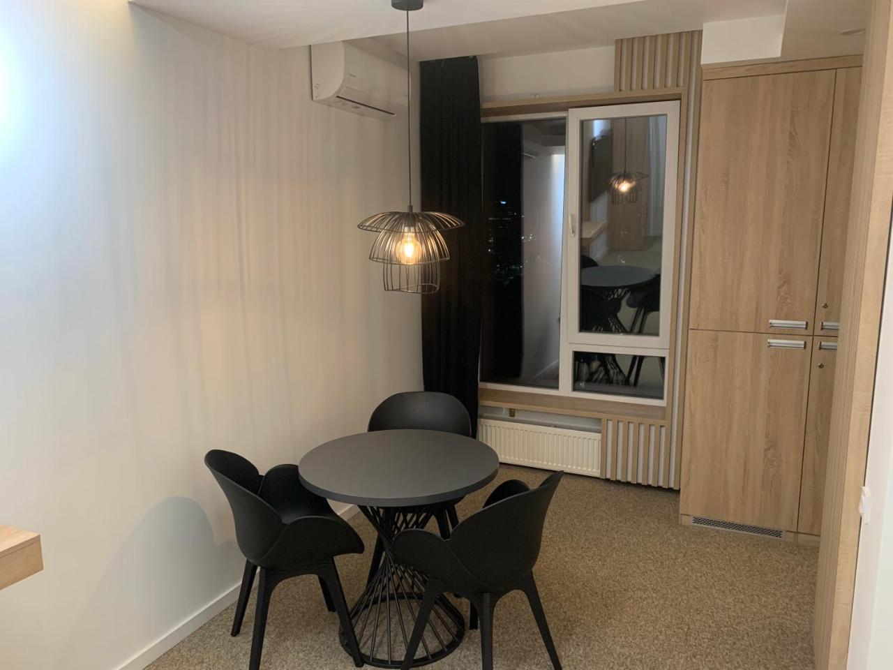 Cozy & Bright Studio Apartment 1