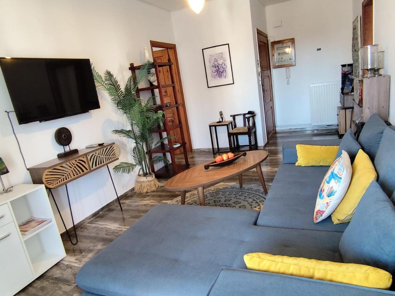 Lauren's Charm Town Apartment