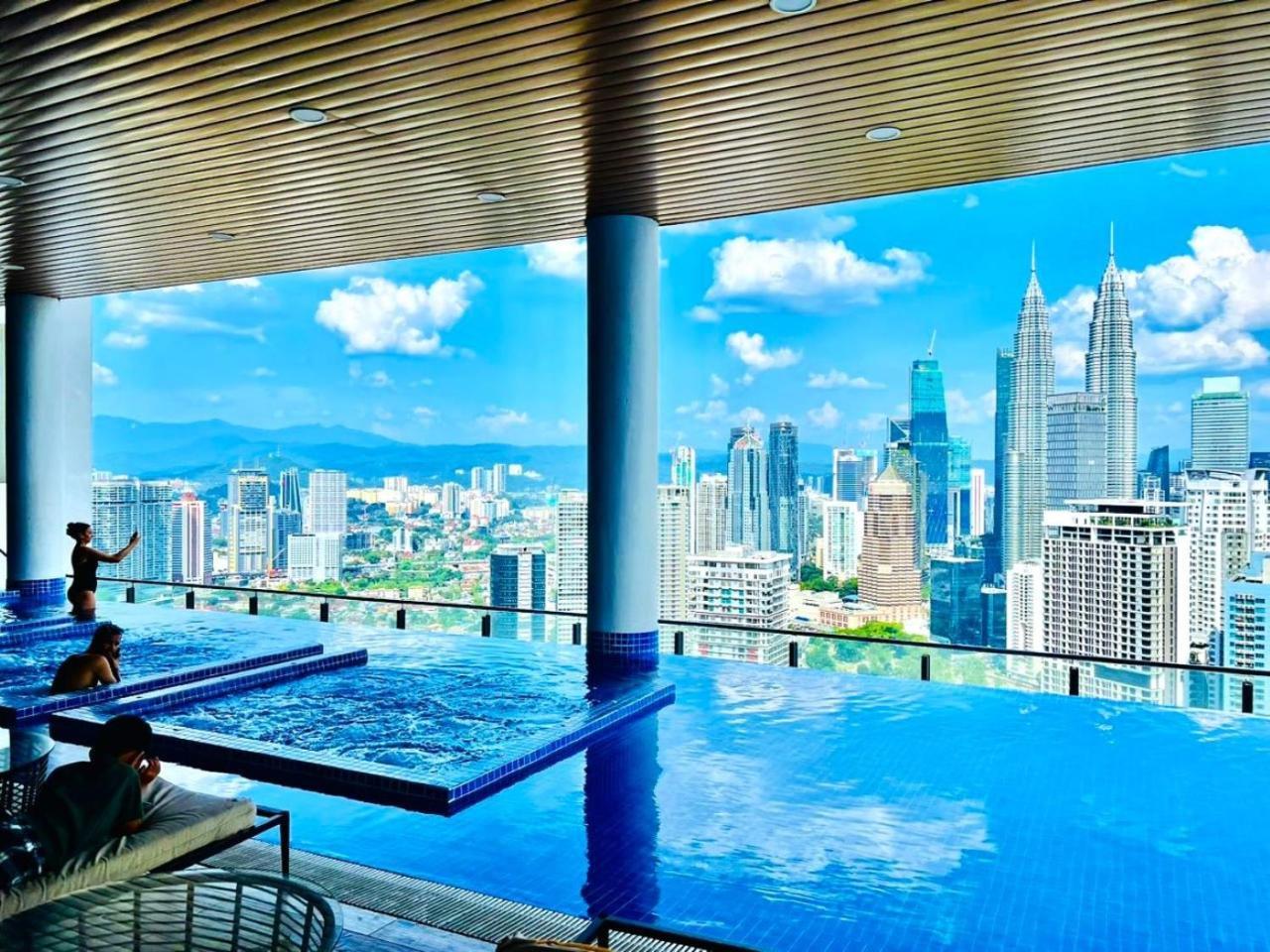 The Luxe Suites Infinitum Klcc