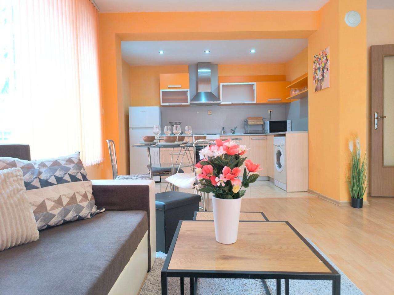 Lazur Sea Apartment