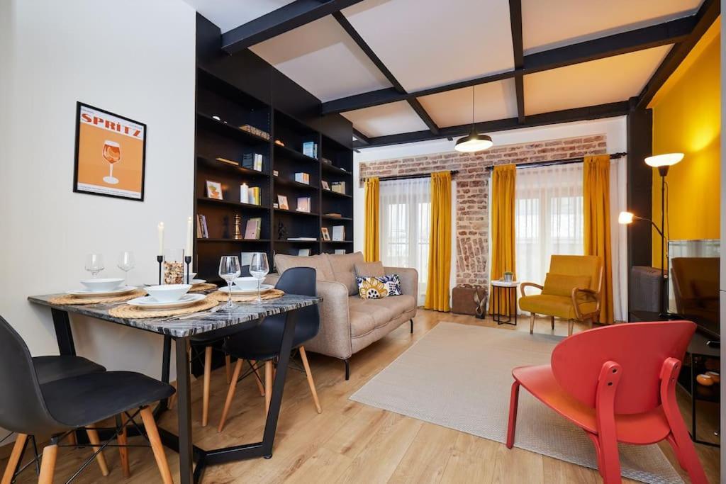 Stunning Apartment At Unbeatable Location