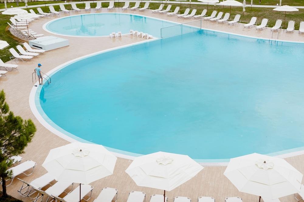 Evita Resort