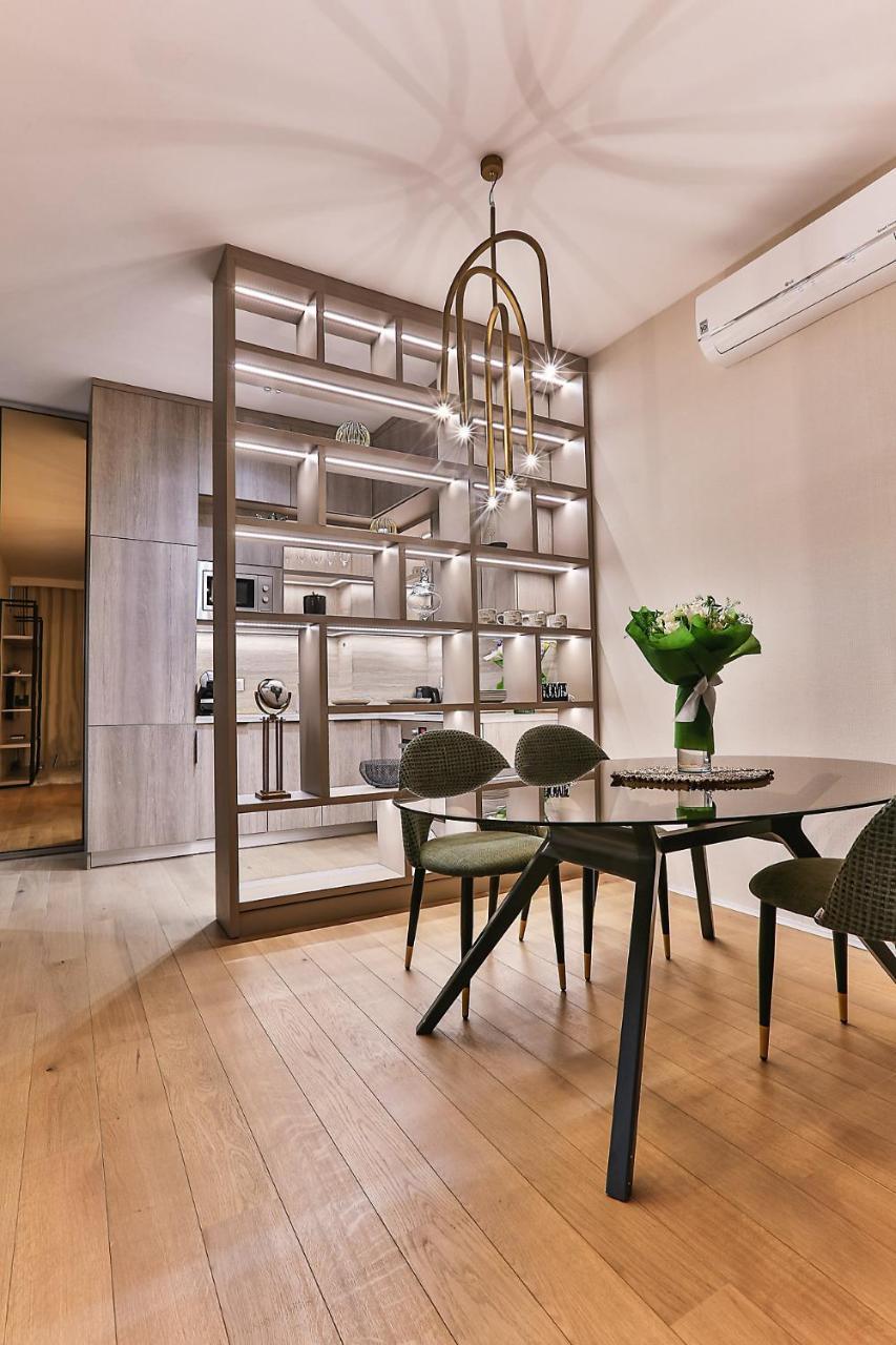 Royal Residence Apartment