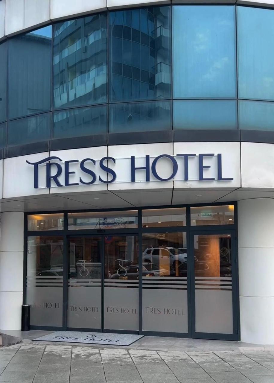 Tress Hotel