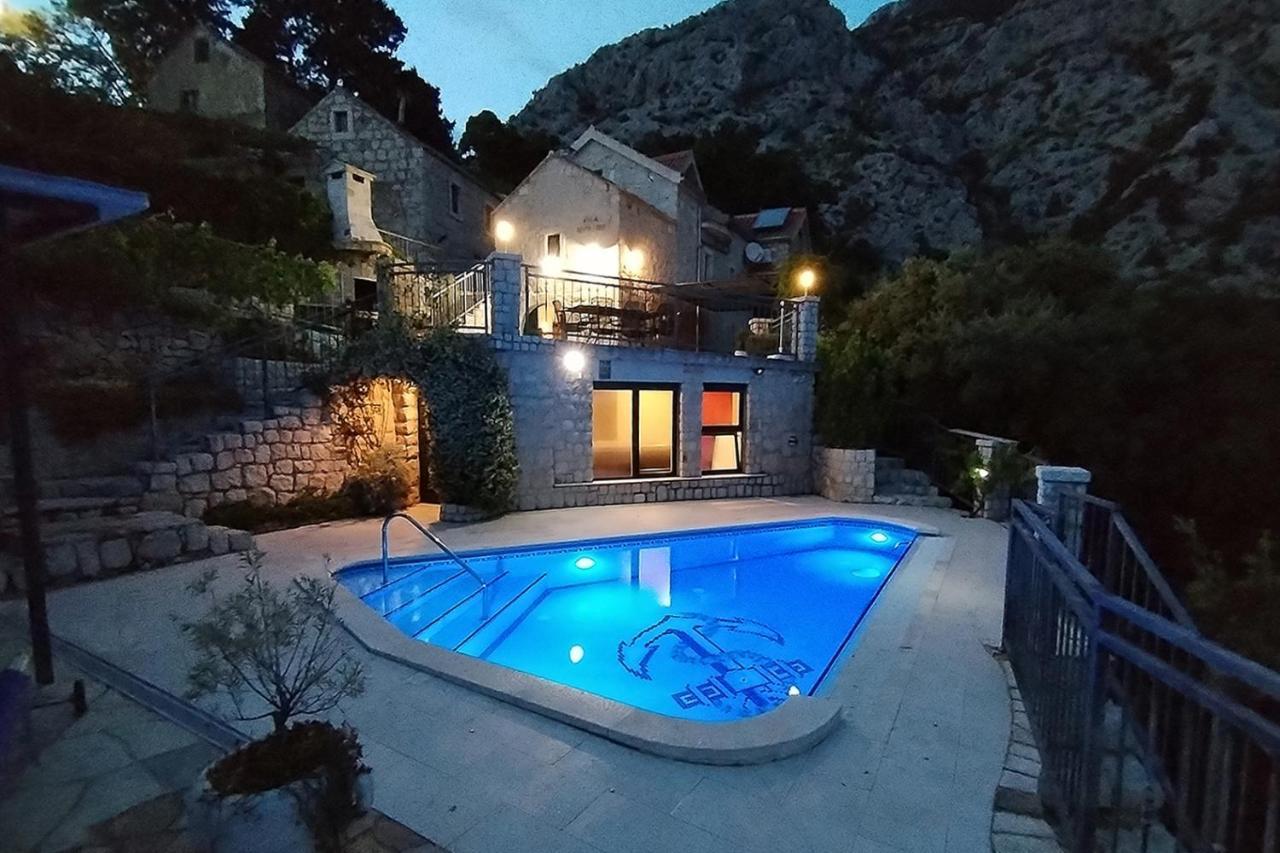 Family Friendly House With A Swimming Pool Makarska 22882