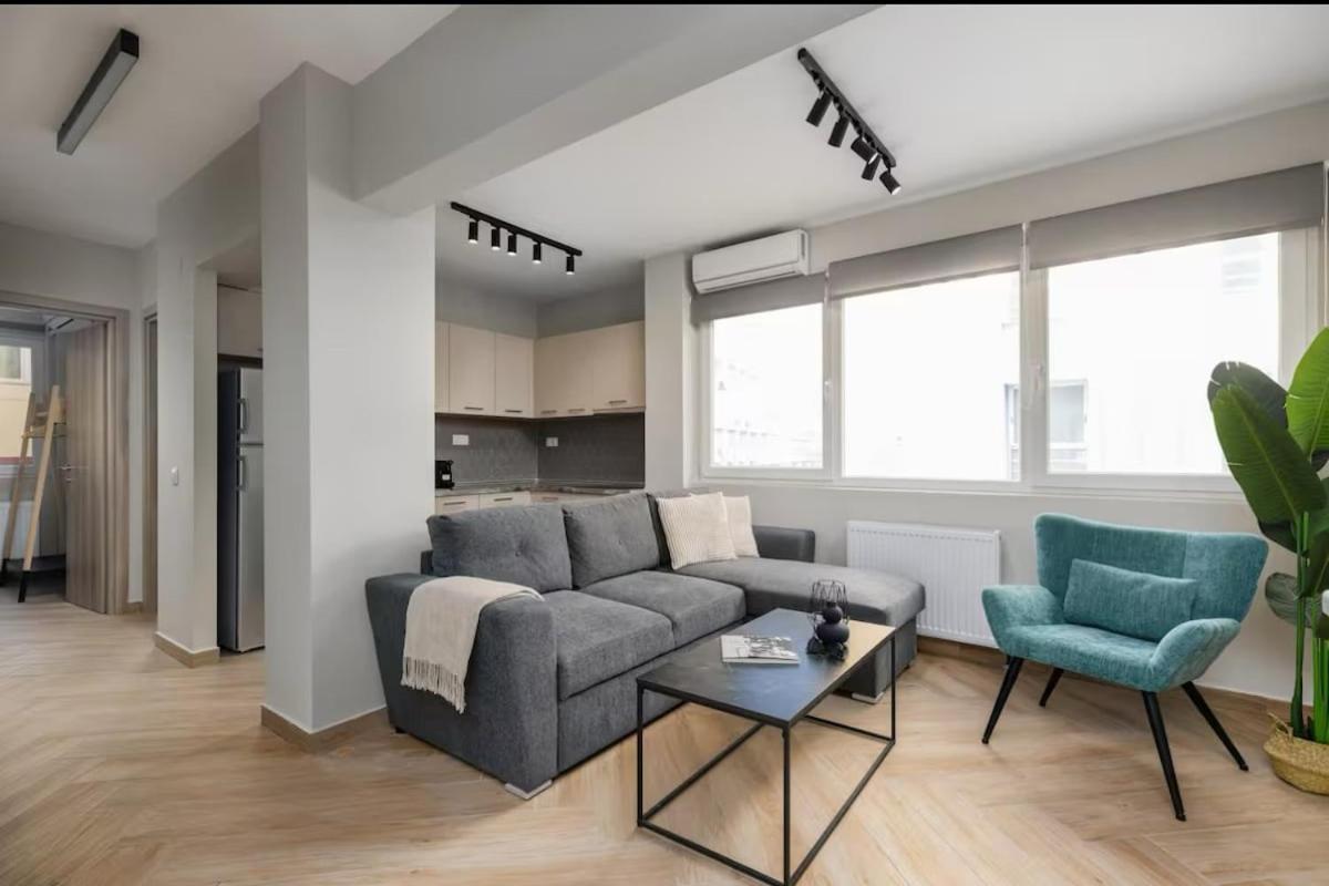 Ladadika Urban Apartment Two Bedroom