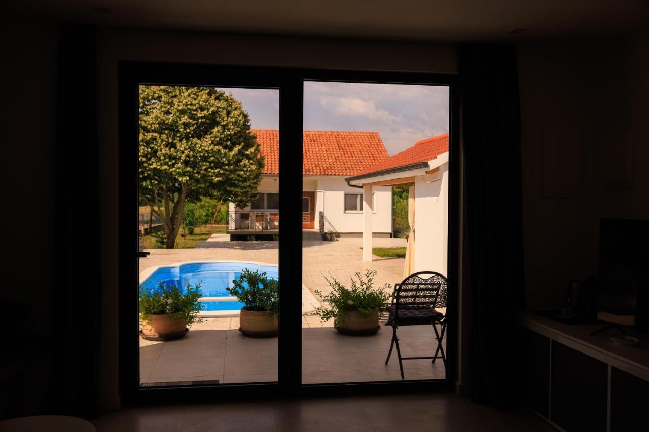 Country Side Villa Mila