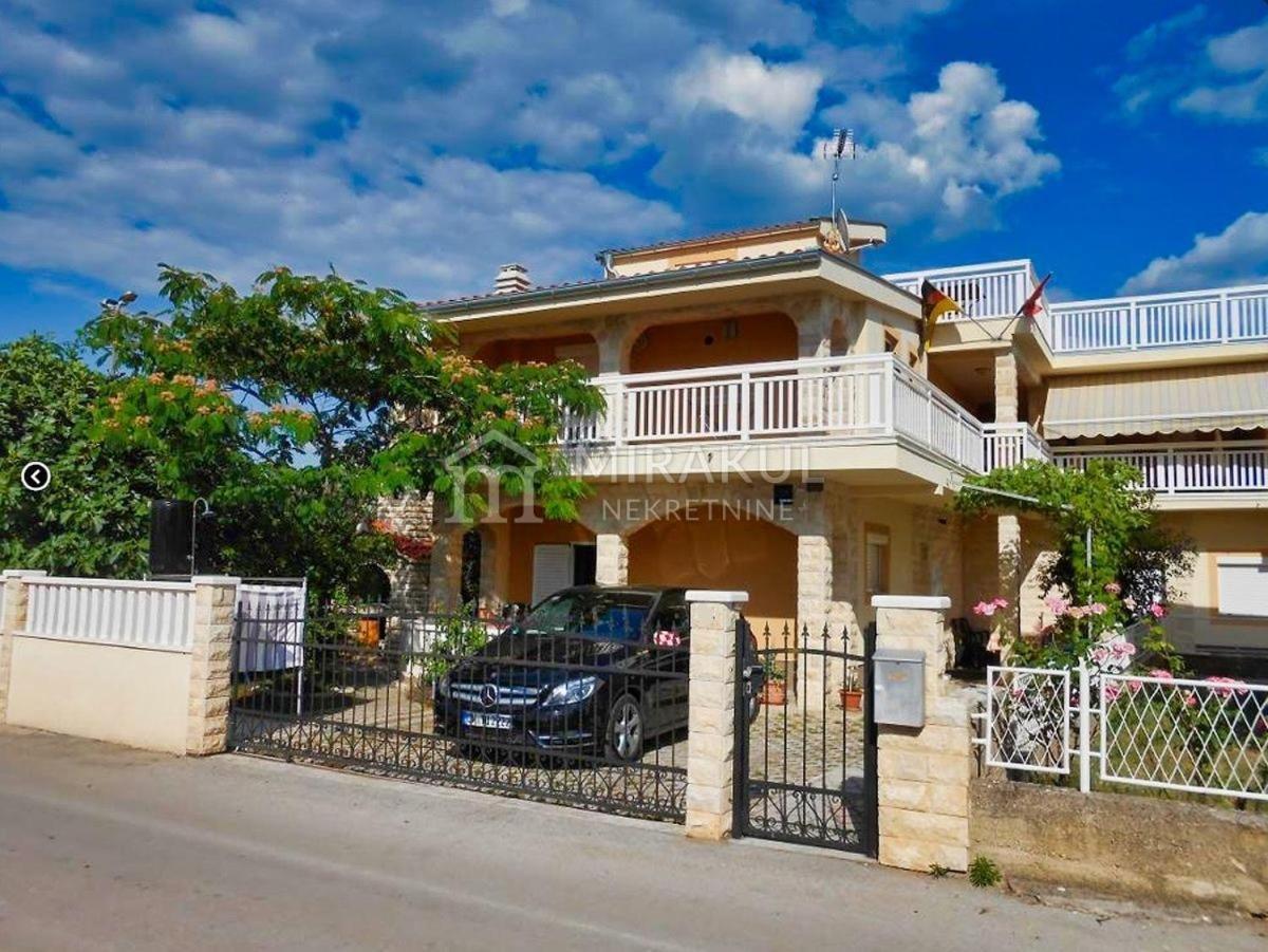 Villa Ella