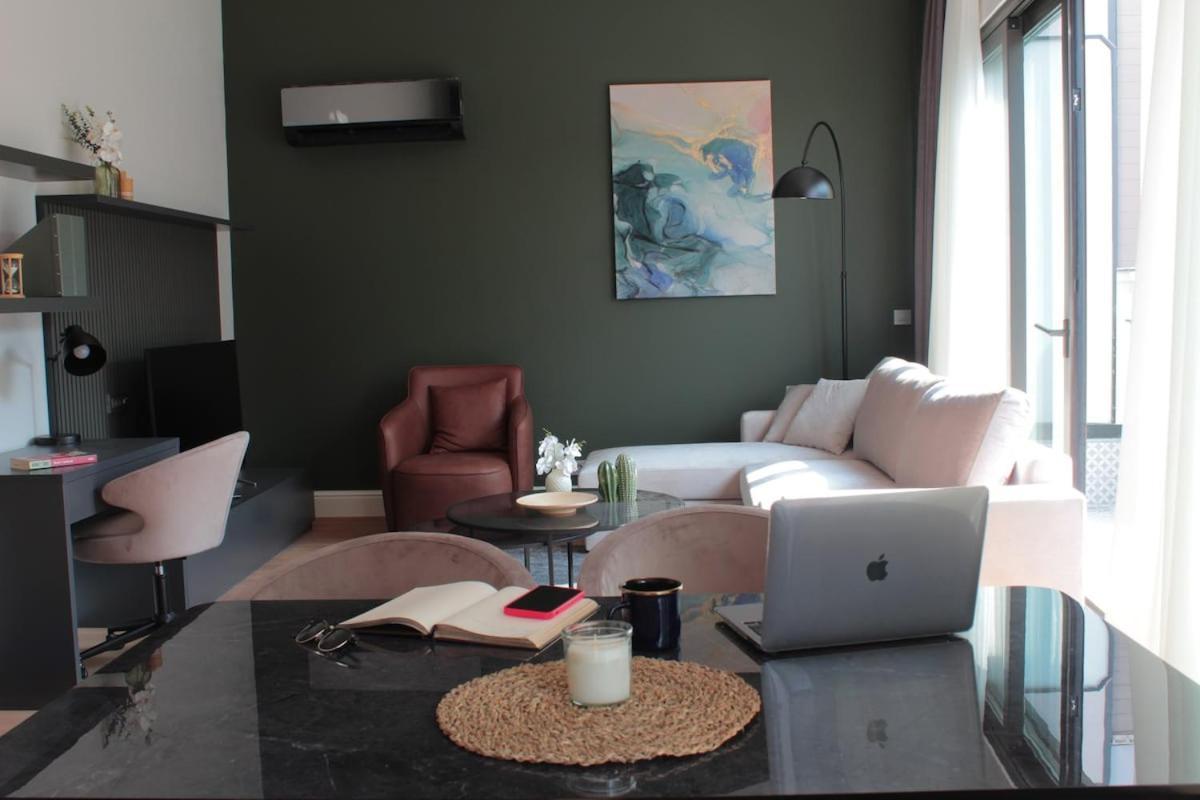 Sunlit Serenity Designer's Dream