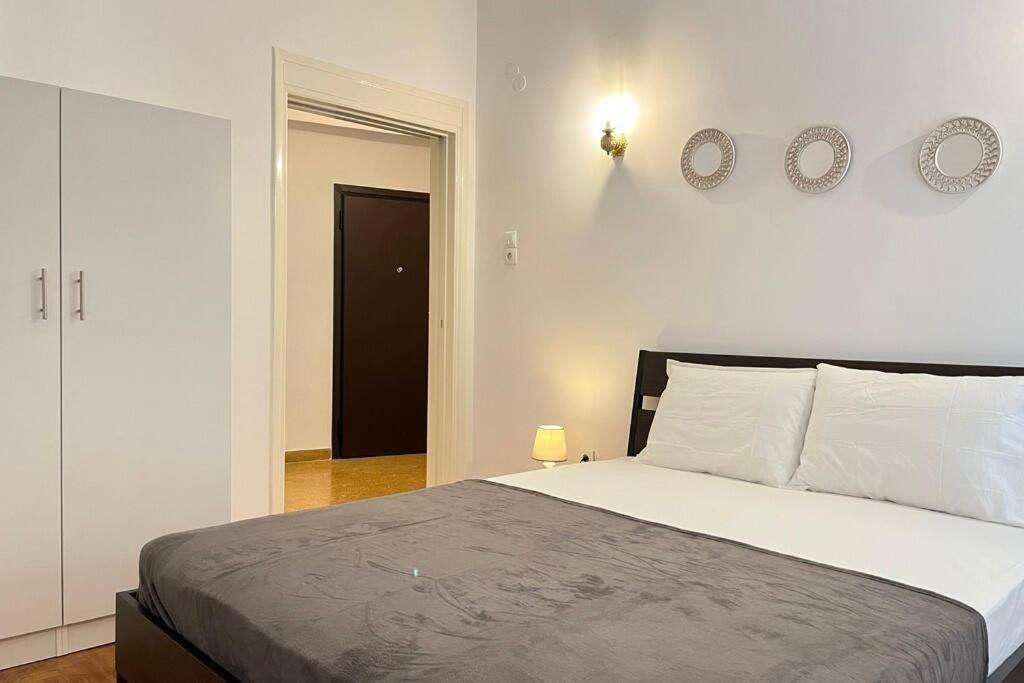 Pame Rentals Ideal For 4 In Pagrati