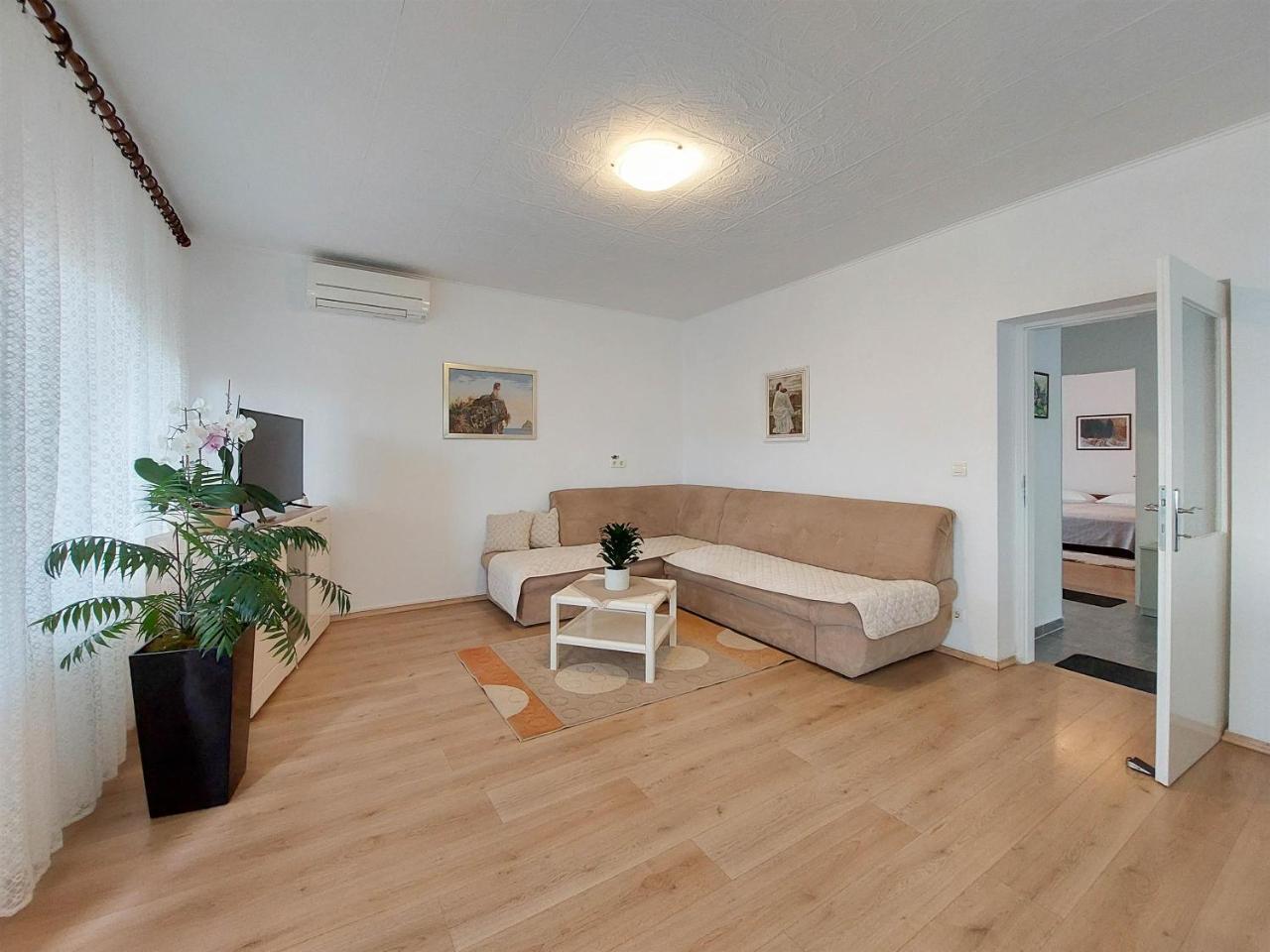 Apartment Ljubica