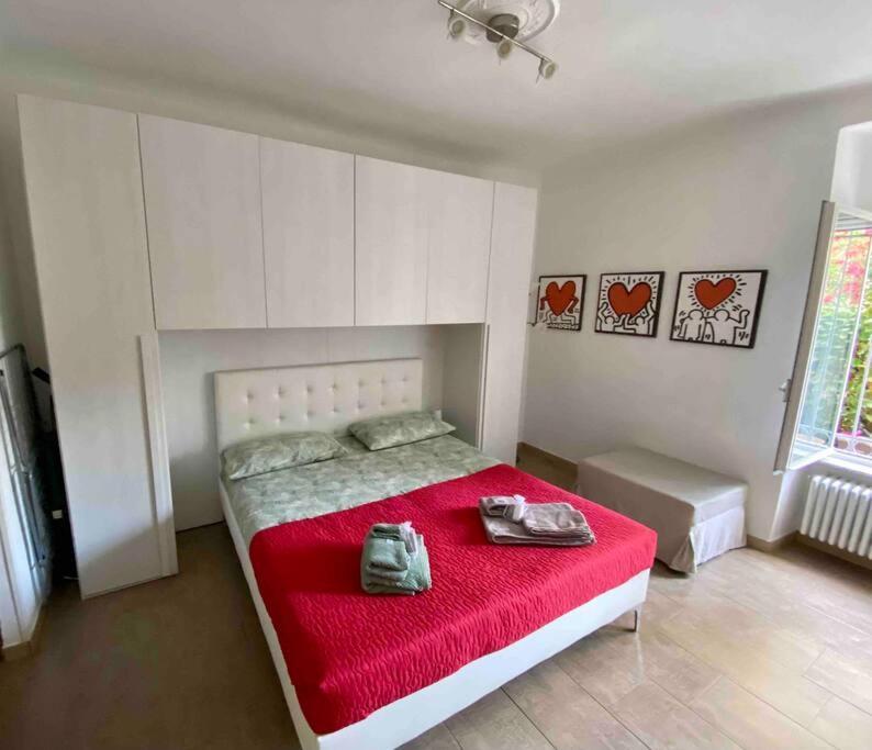 All’ombra Delle Sophore (011015-lt-2264) (adults Only)