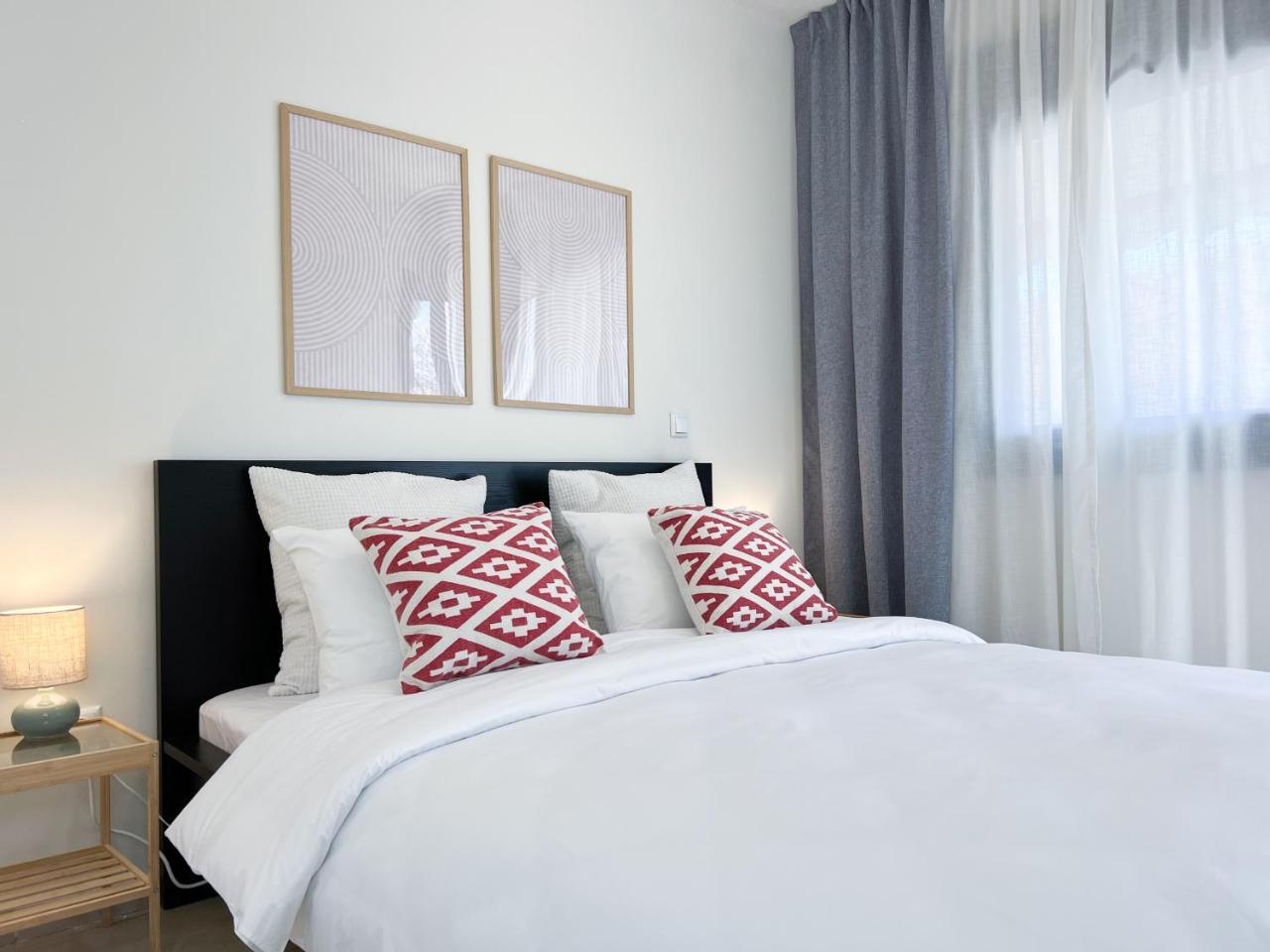 Near Beach & Easy Parking by Solstad