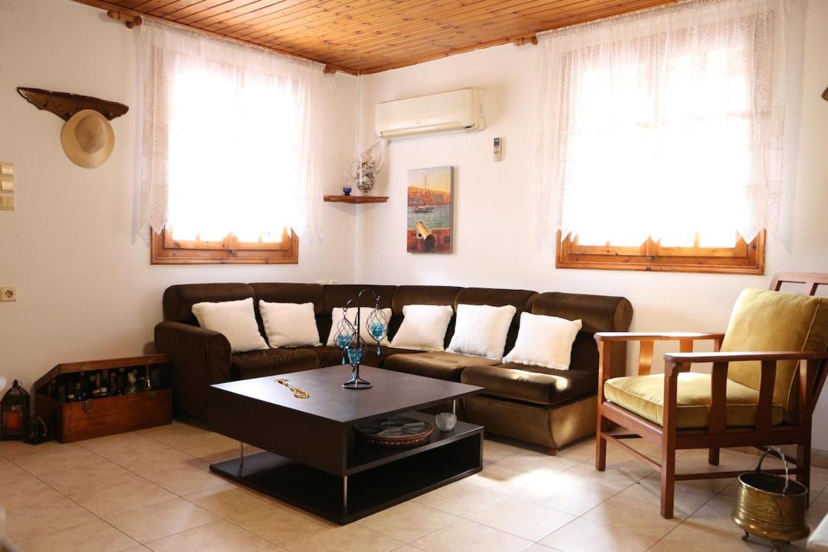 Babis Garden Salamina