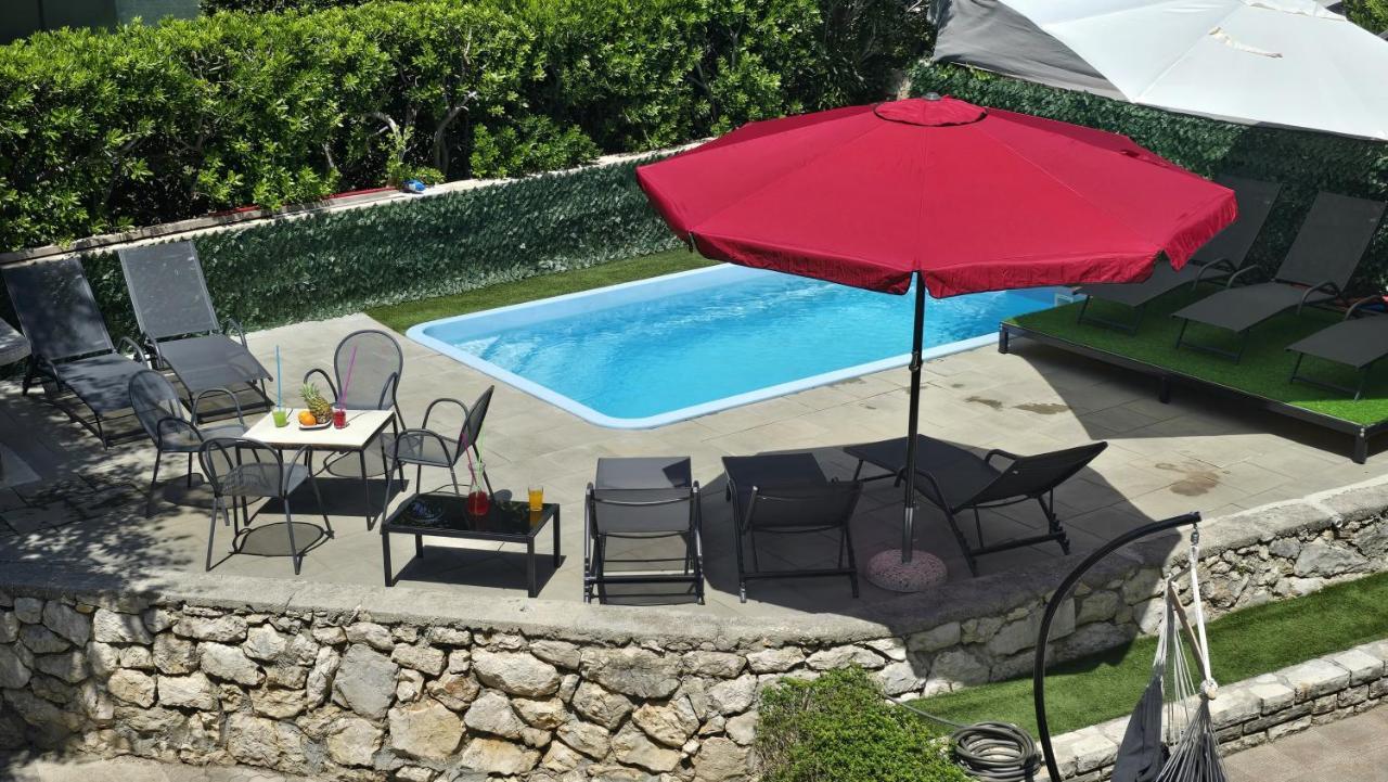 Enigma Apartments In Center Novalja