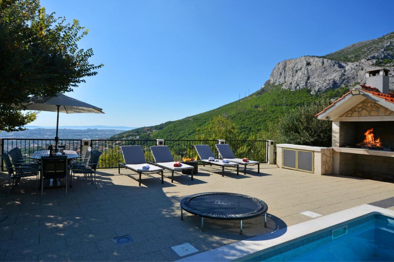 Villa Anteana With View & Pool Of 60m2