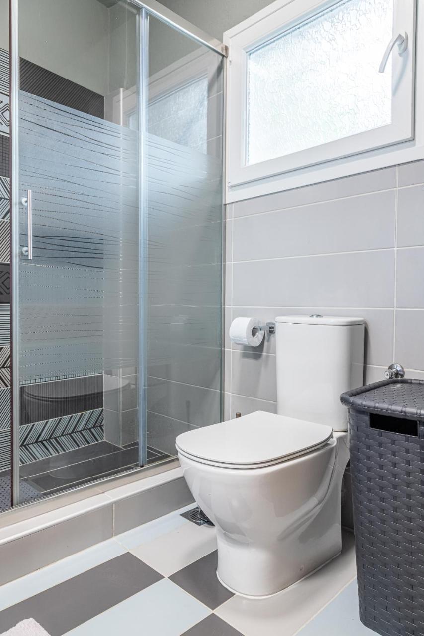 Chill Vibes Luxurious Living House