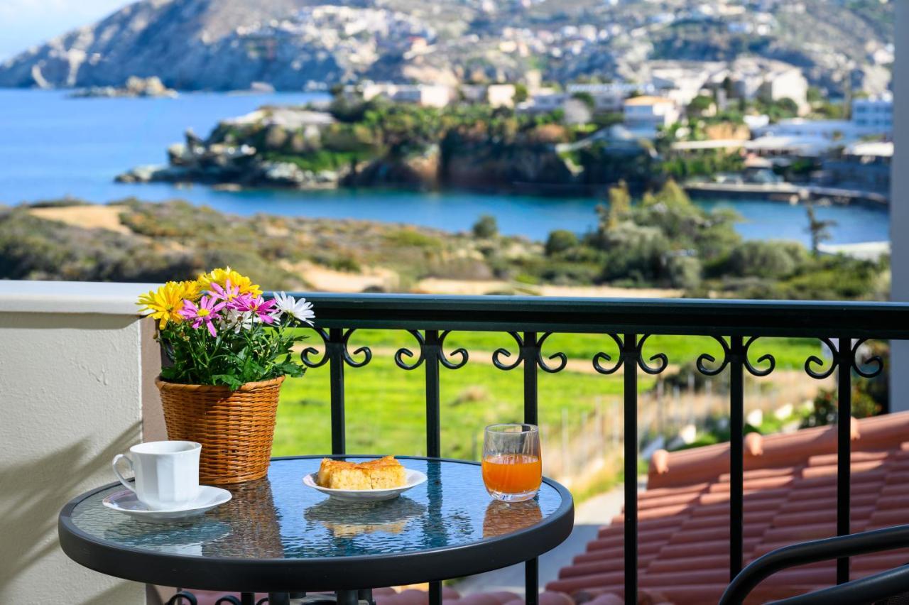 Psaromoura Residence