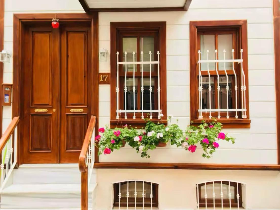 Authentic Turkish Home Standard Room