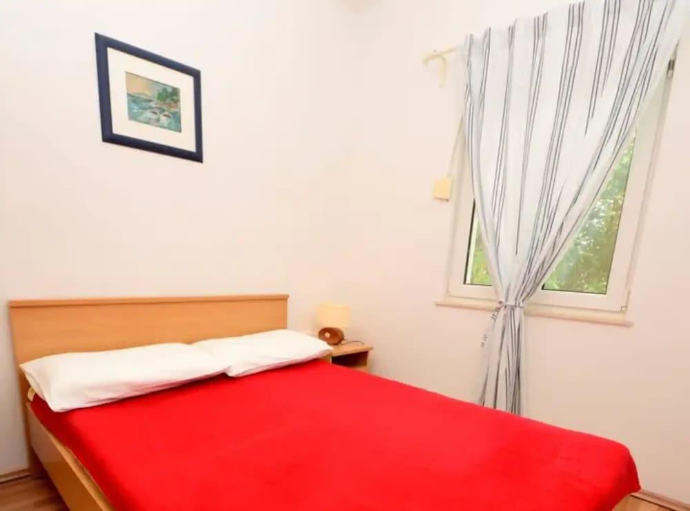 Coastal Breeze House