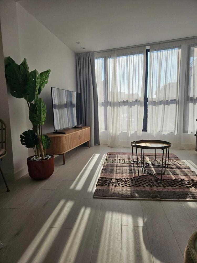 Ototo Luxury Living