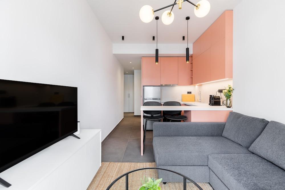 Paloma by Halu! City Center Apartments