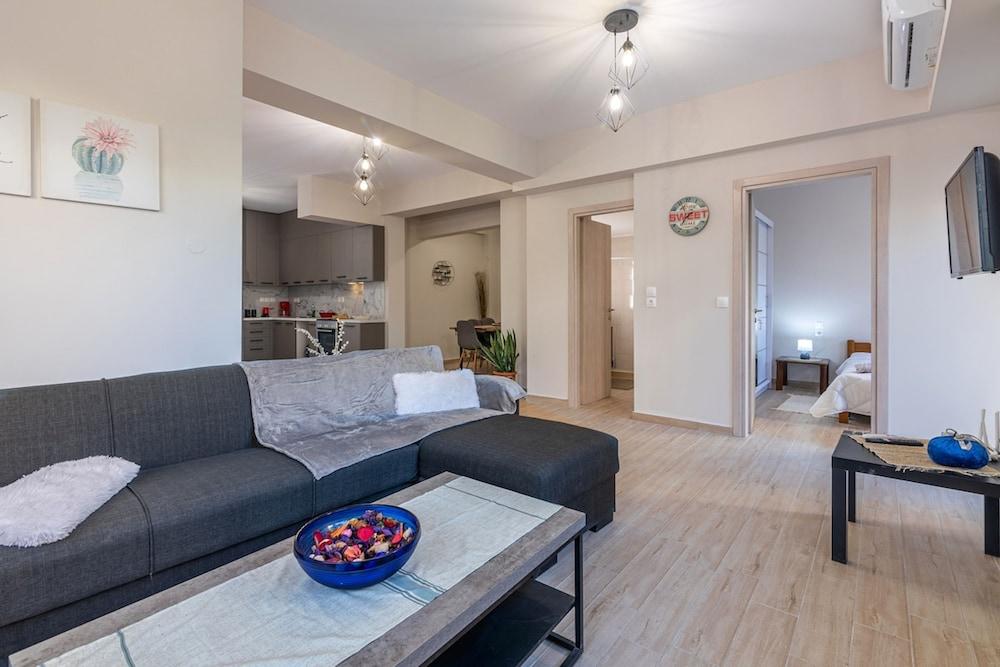 Garden Apartment In Gazion