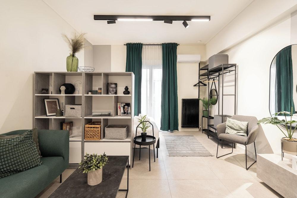 Modern Studio Near The National Gallery