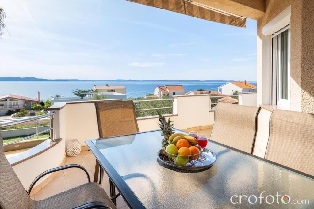 Luxury Apartment With Beautiful Sea View