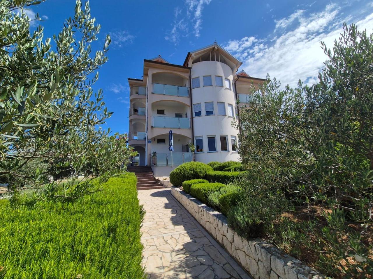 Apartments Home & Garden Lavanda