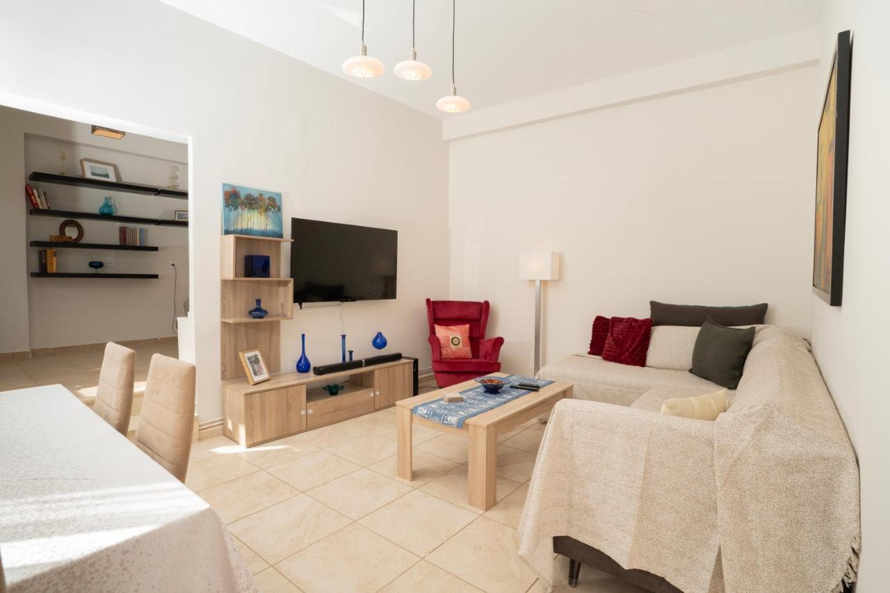 Niki Apartment
