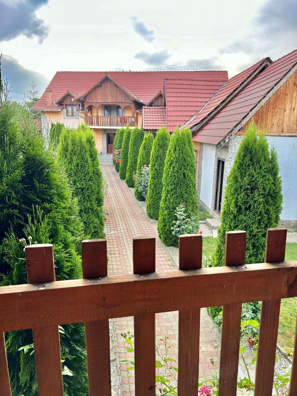 Pensiunea Casa Nina