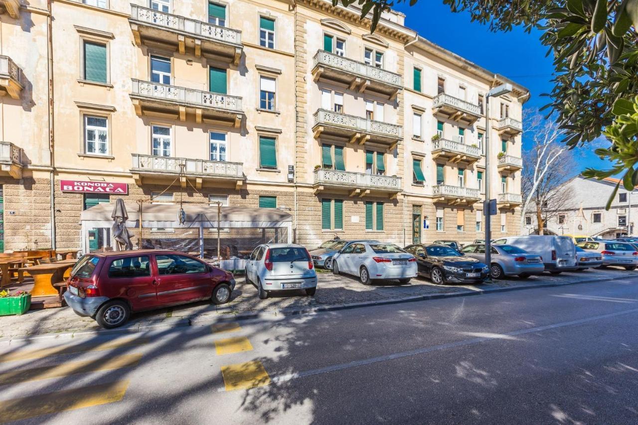 Charming & Historic Old Town Apartments