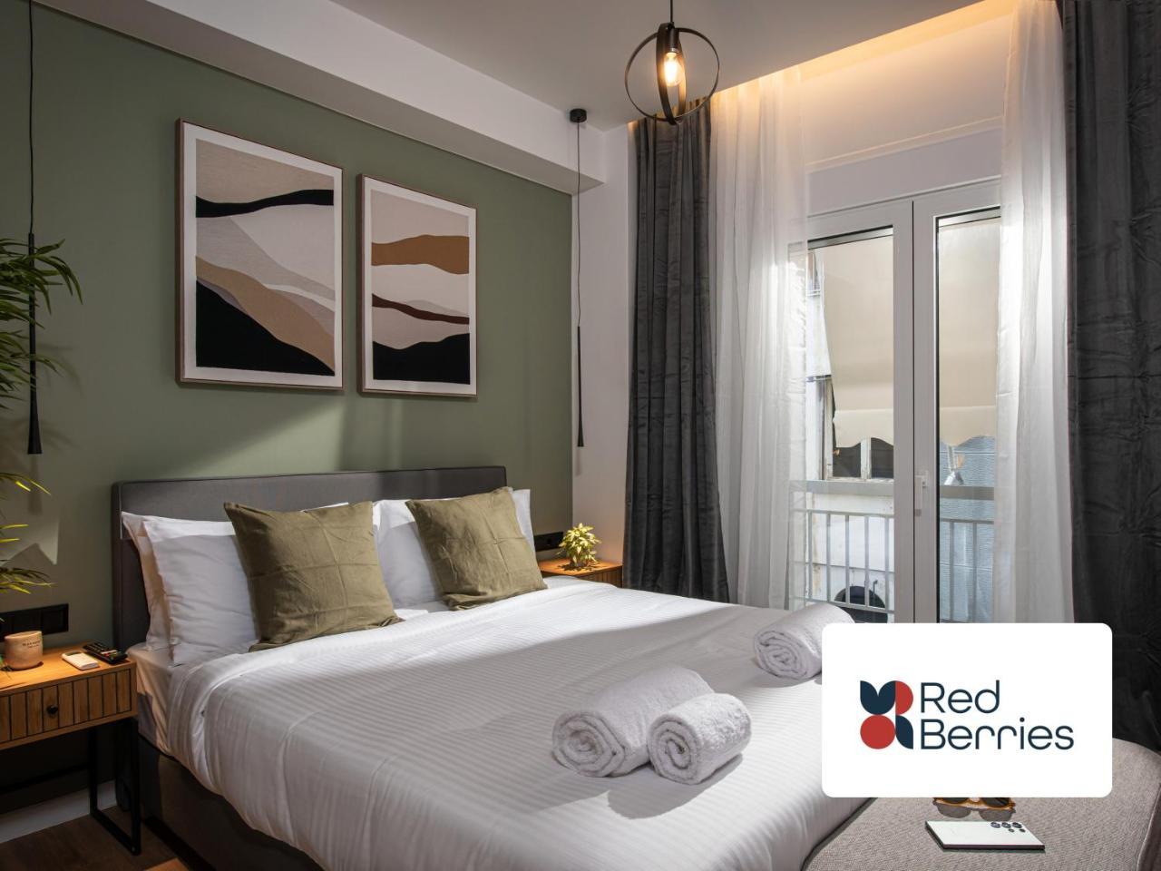 Vik28 Cozy 1br Apt With Balcony In Metaxourgeio