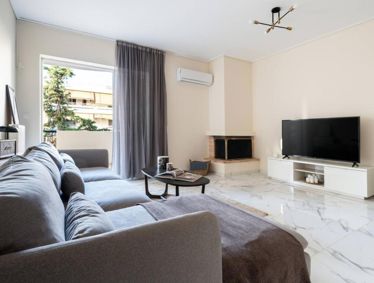 3bd Apt Next To The Ellinikon