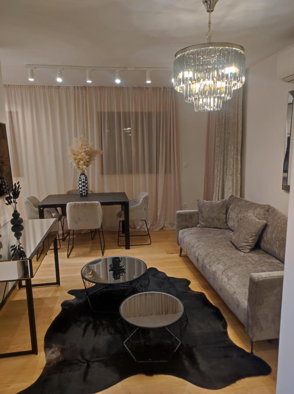 Luxury Apartment Marjan Hill