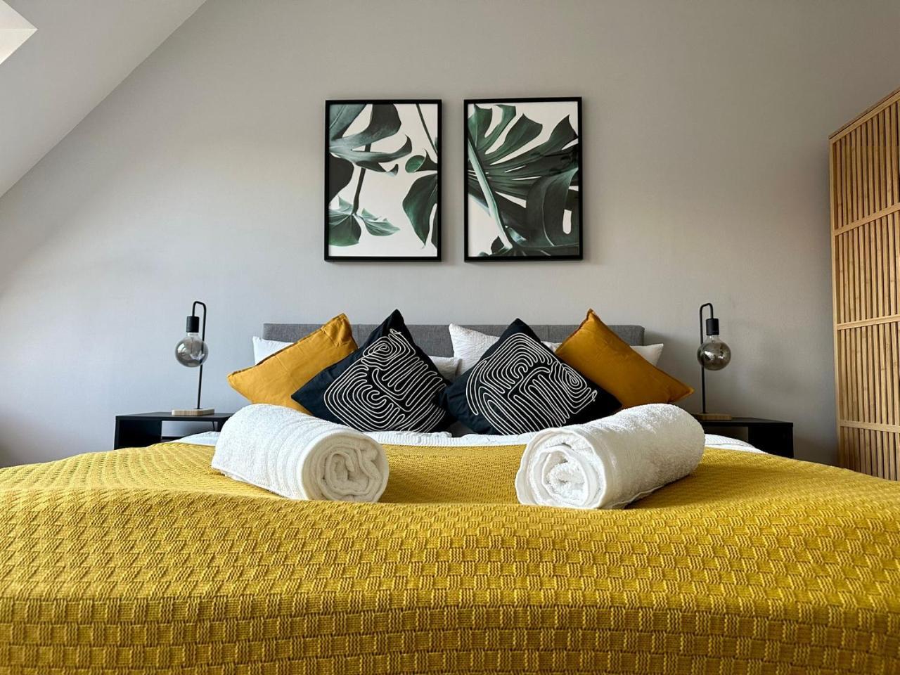 Terrace 75 M Near Wiener Stadthalle