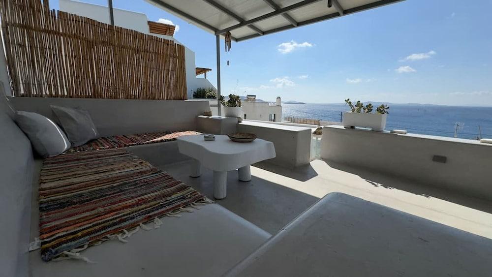 Mykonos Noir Nest Sea View Escape