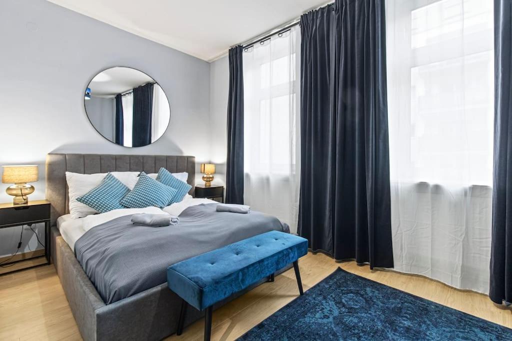 Very Spacious 4br Apartment Close To Matzleinsdorferplatz