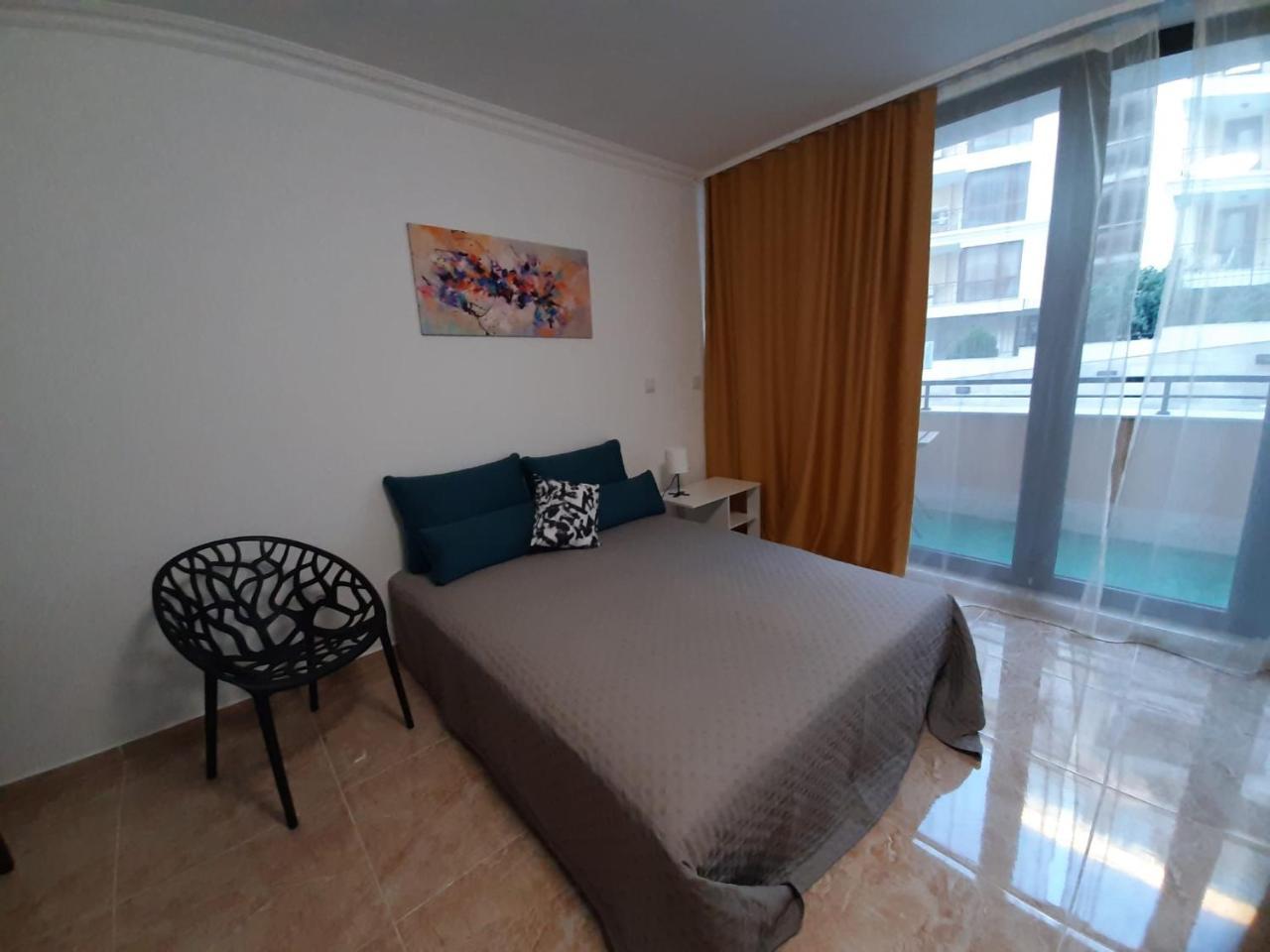 Studio Apartment Admiral