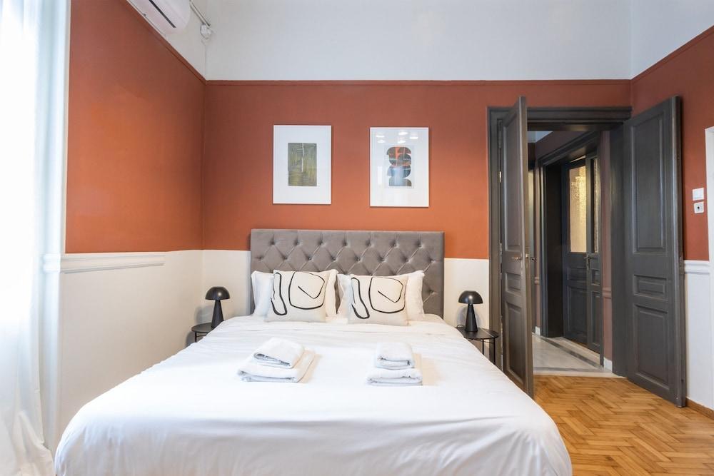 Acropolis Luxe Retreat 15 Ppl 6 Bdrm Neoclassical Home W Jacuzzi Rooftop