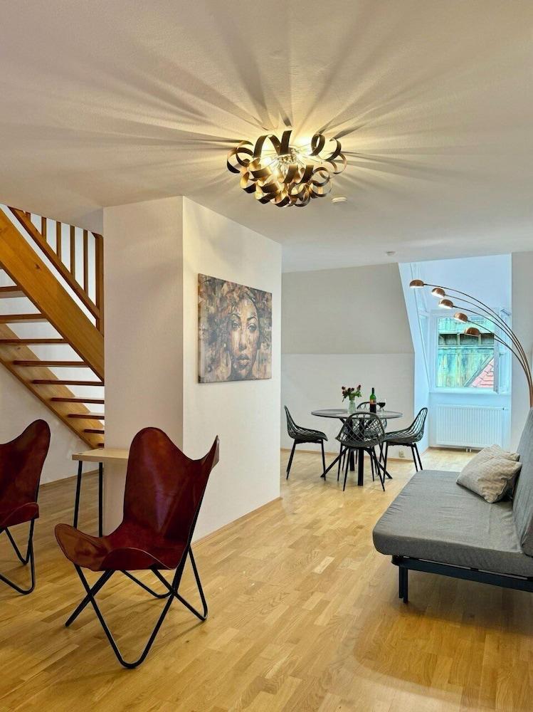 Carillon by Bestchoice Parking Option