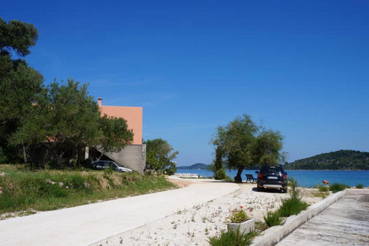 Ina by The Sea Apartment