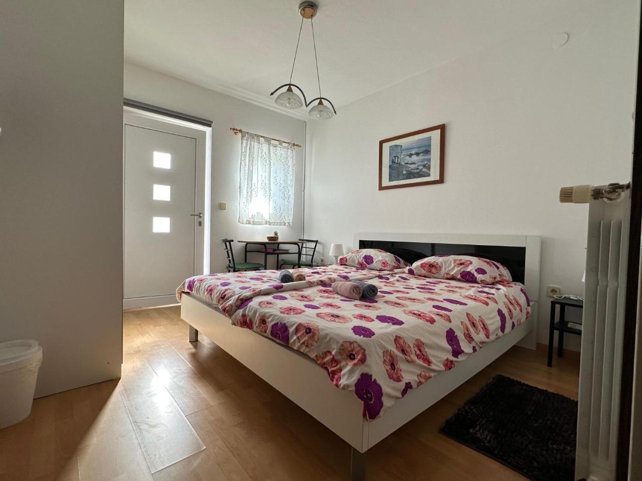 Rooms Mare