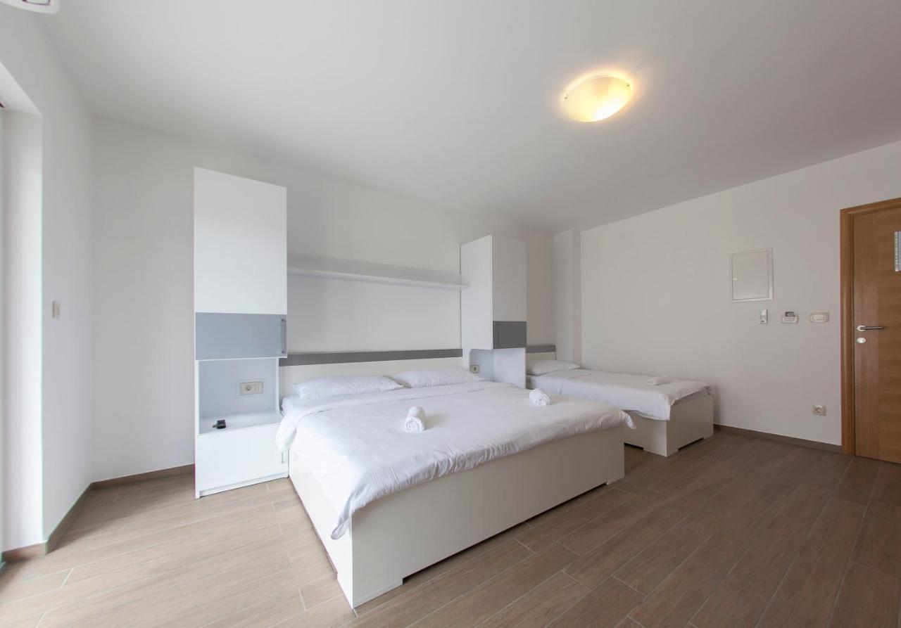 Villa Klara Apartments
